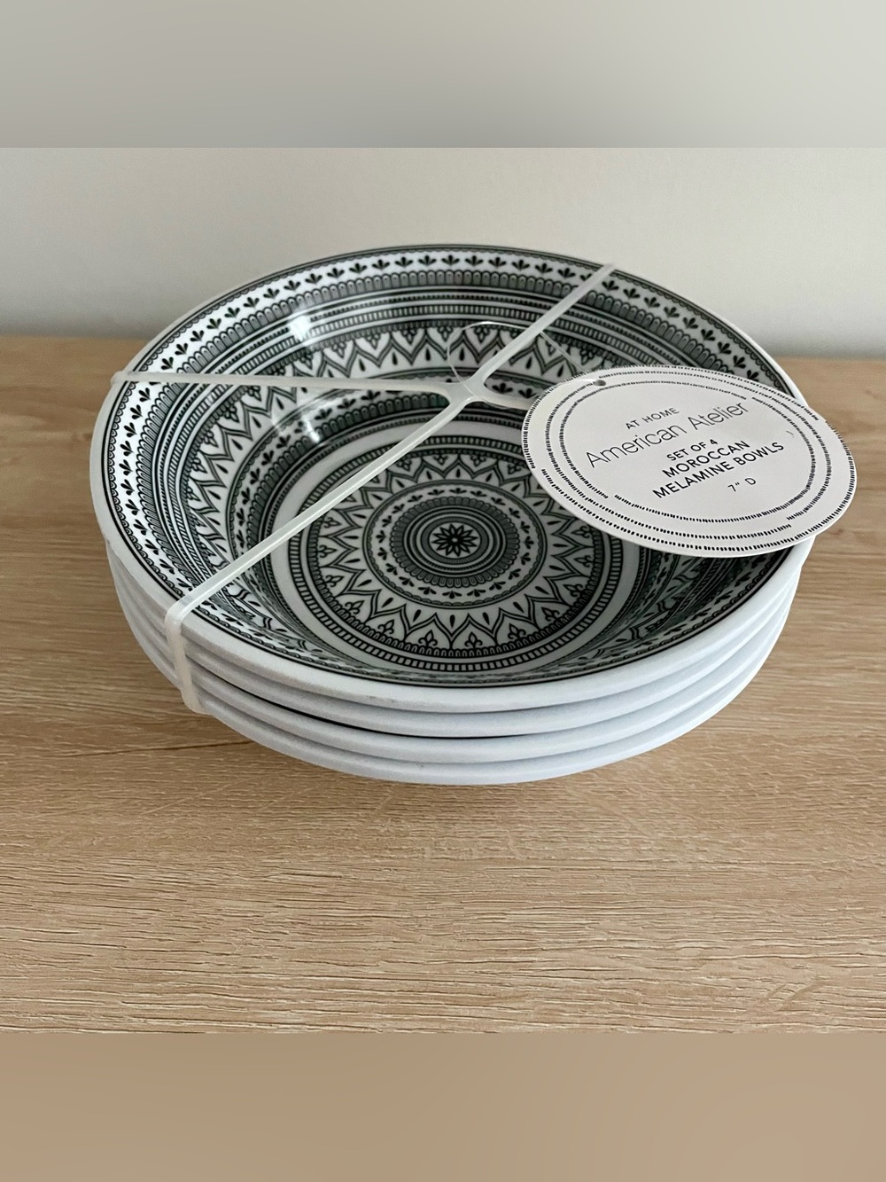 NWT American Atelier White and Black Moroccan Melamine Bowl Set of 4, 7” D
